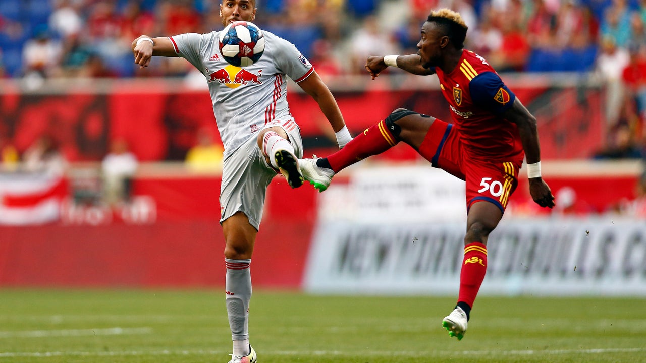Josef Martínez scores twice, Atlanta United beats Fire